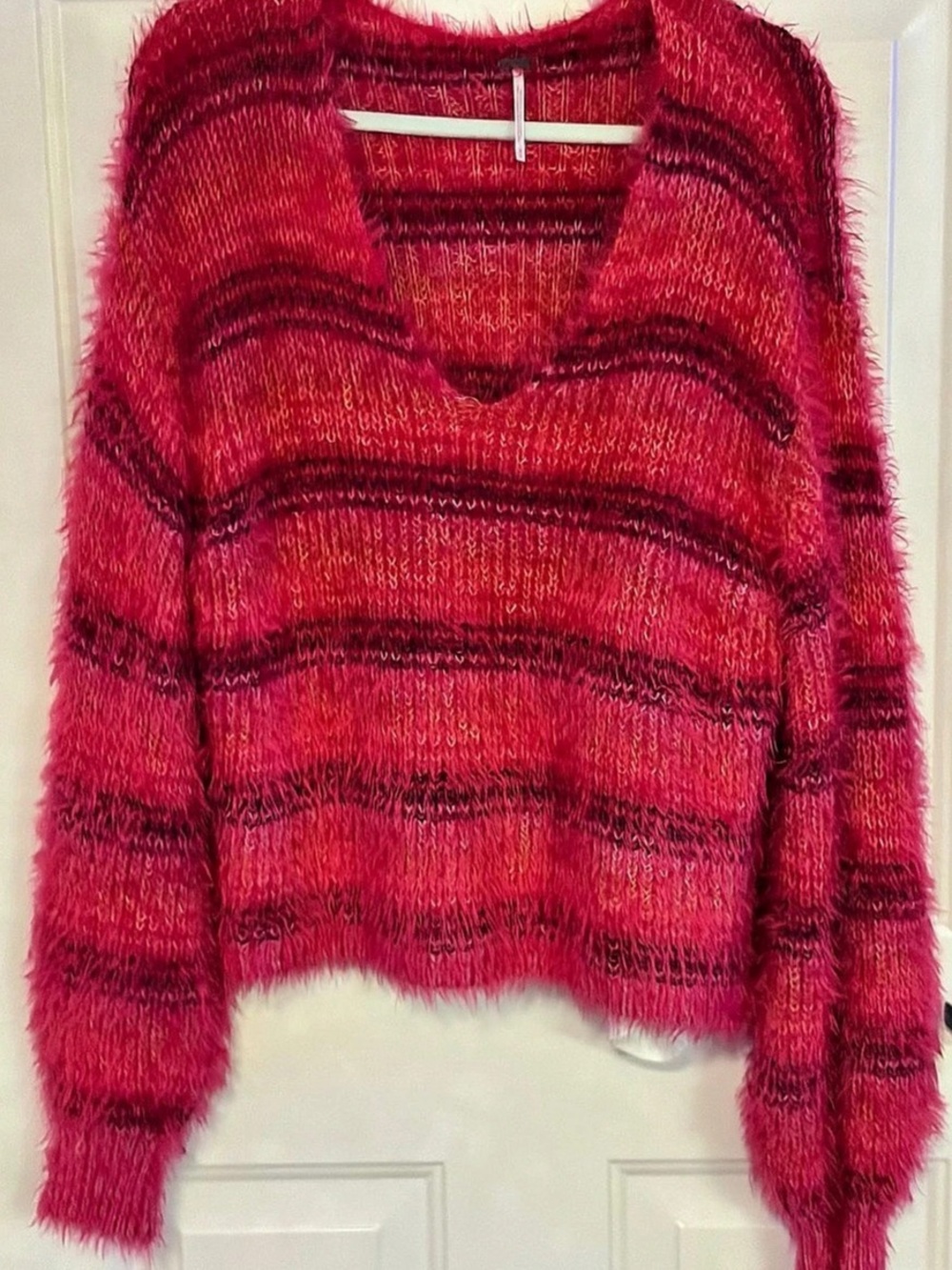 Free People See Me V-Neck Pullover Sweater Pink Medium
